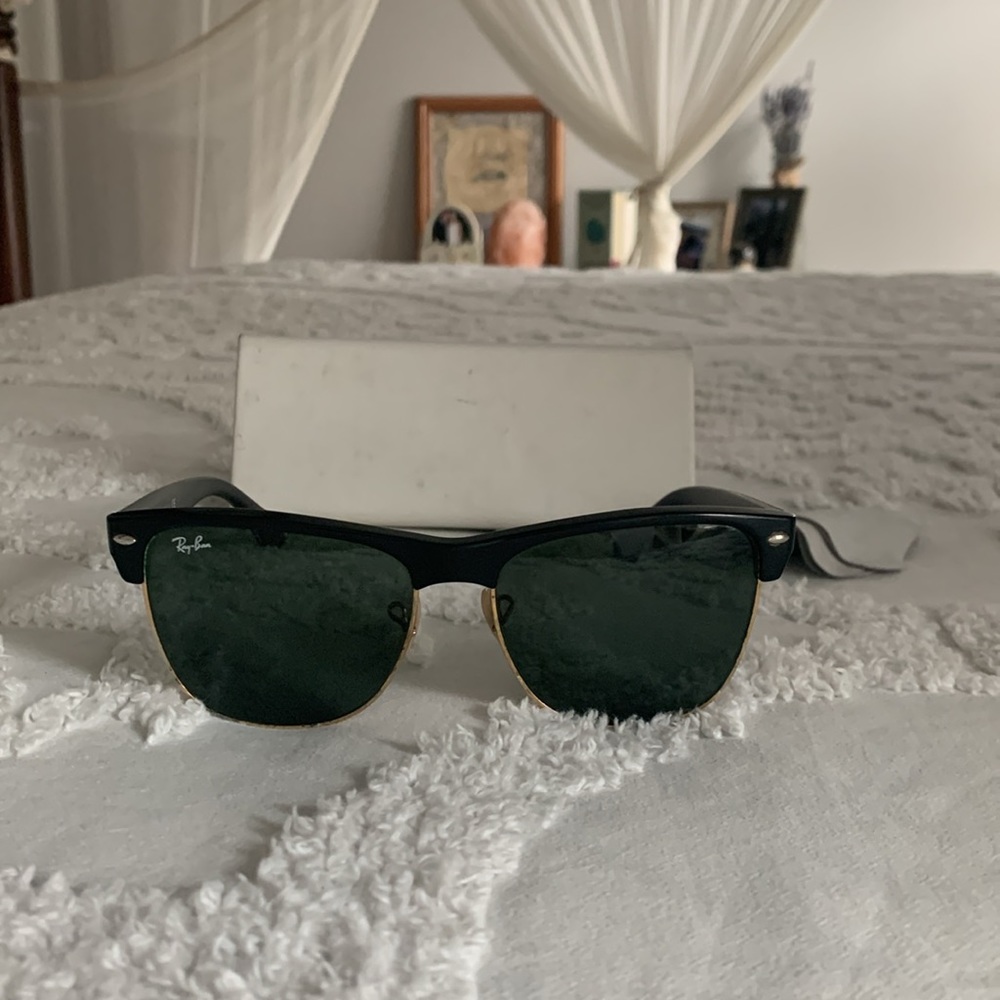 Oversized Ray Ban Clubmaster Sunglasses
